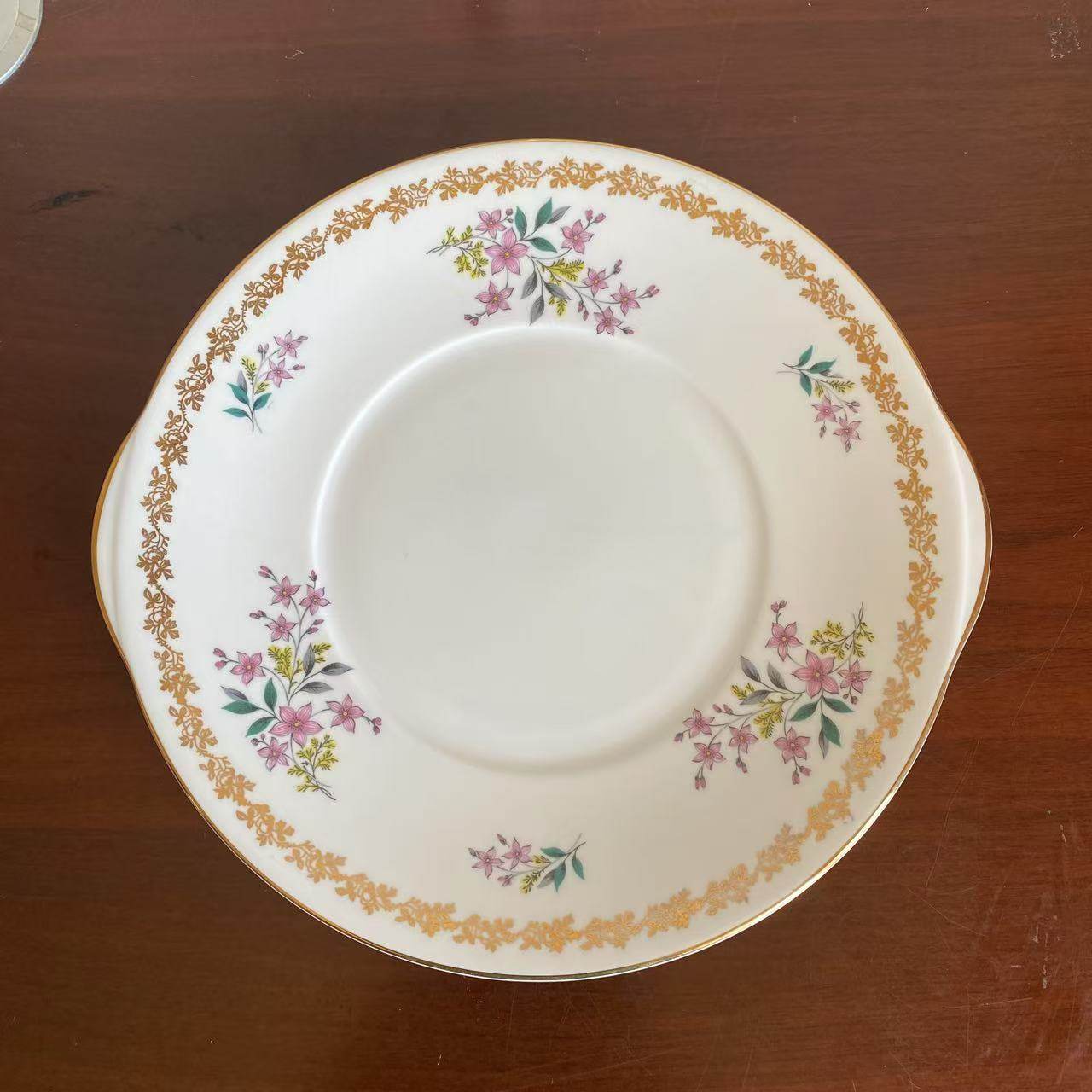 Royal Grafton 皇家格拉夫顿 双耳描金花卉装饰盘 英国骨瓷蛋糕碟