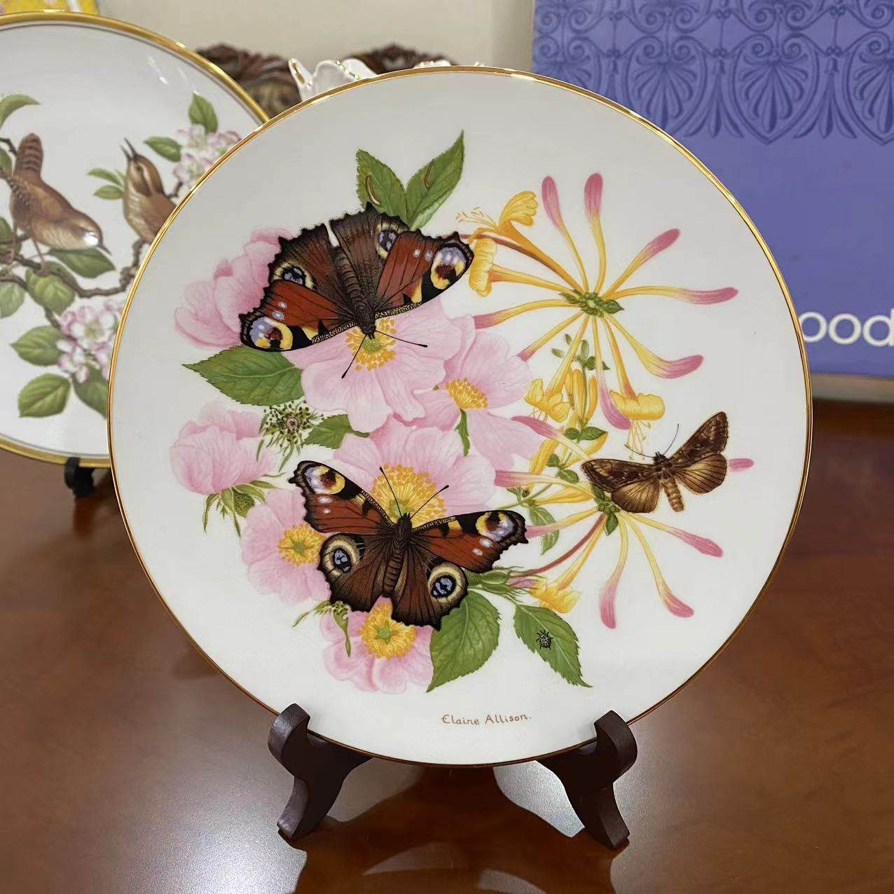 Royal Grafton 皇家格拉夫顿 英国1989年蝴蝶花卉限量装饰盘 瓷碟