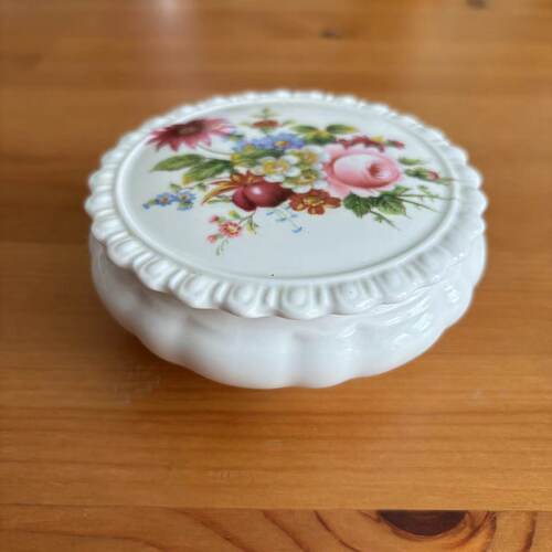 COALPORT 科尔波特 Ludlow 花边纹饰首饰盒 英国骨瓷花卉瓷罐摆件