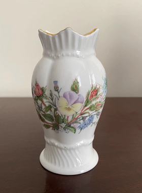 AYNSLEY 安兹丽 Wild Tudor 野生都铎描金皇冠花瓶 客厅装饰摆件