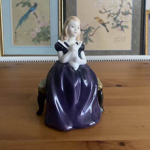 Royal Doulton 皇家道尔顿 1964年瓷偶摆件 英国手工 淑女瓷娃娃