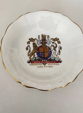 Adderley 阿德利 1953年英国女王加冕纪念收藏描金盘 花边装饰碟