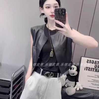 新款时尚洋气短款马夹皮衣气质真皮马甲女圆领无袖绵羊皮坎肩背心