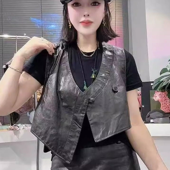 气质真皮新款女绵羊皮个性不规则一粒扣时尚叠穿短款显瘦外搭马甲