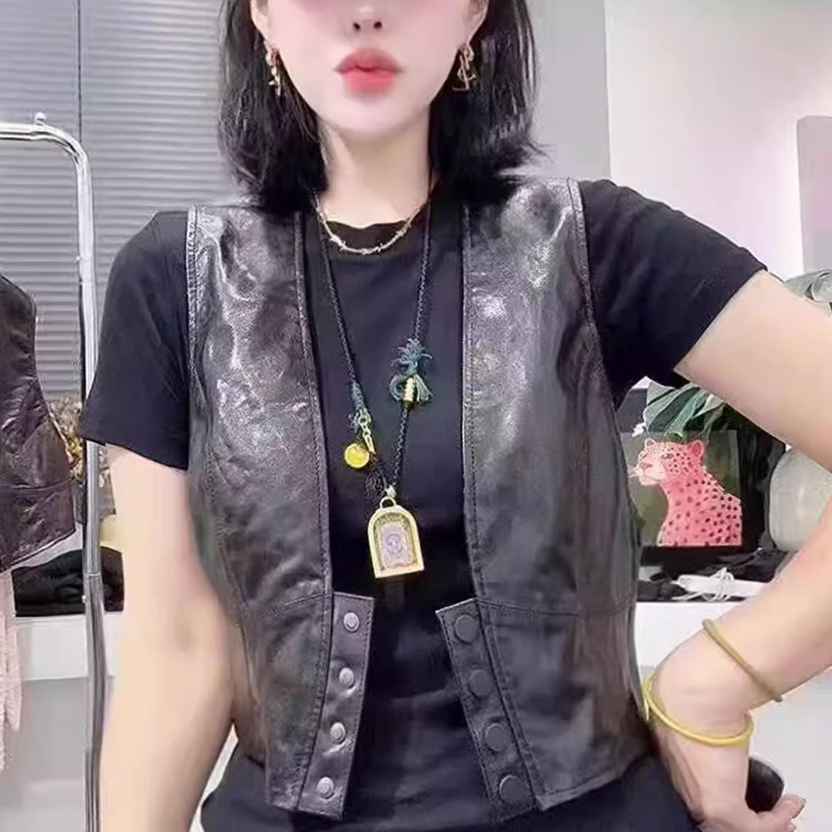 绵羊皮真皮新款马夹女式时尚无袖气质百搭显瘦休闲复古短款皮马甲