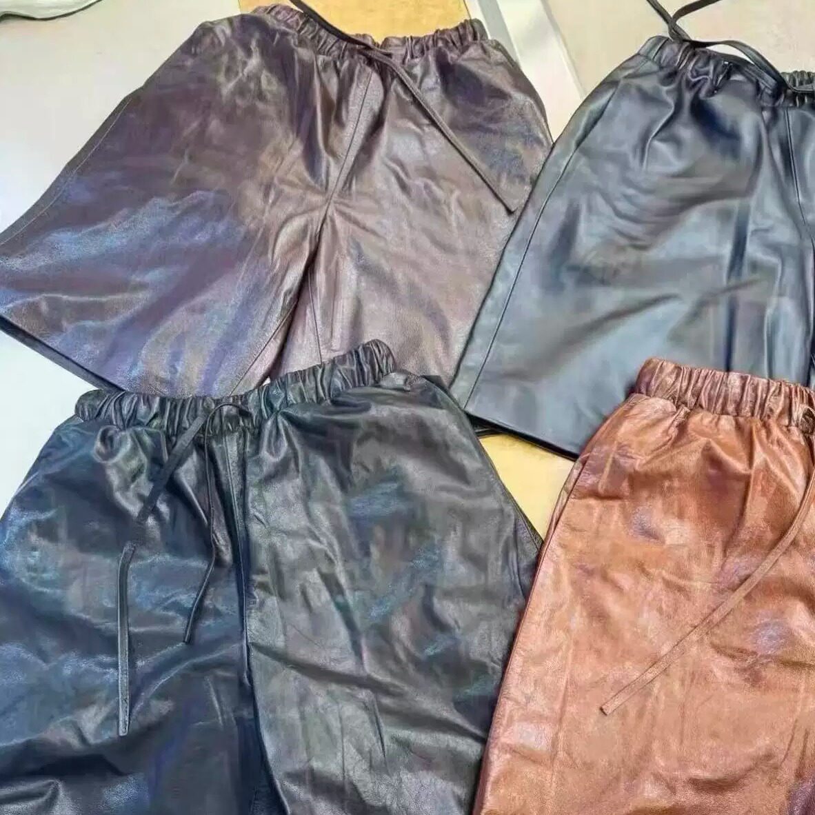 中性风真皮女宽松显瘦五分皮裤