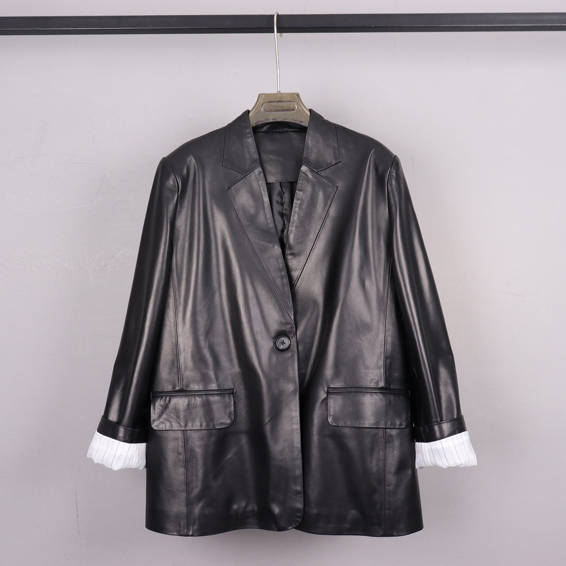 真皮轻奢风绵羊皮皮衣女中长款宽松西装领黑色高级感宽松显瘦外套