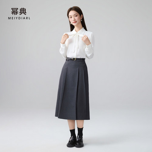 幂典小个子灰色百褶半身裙