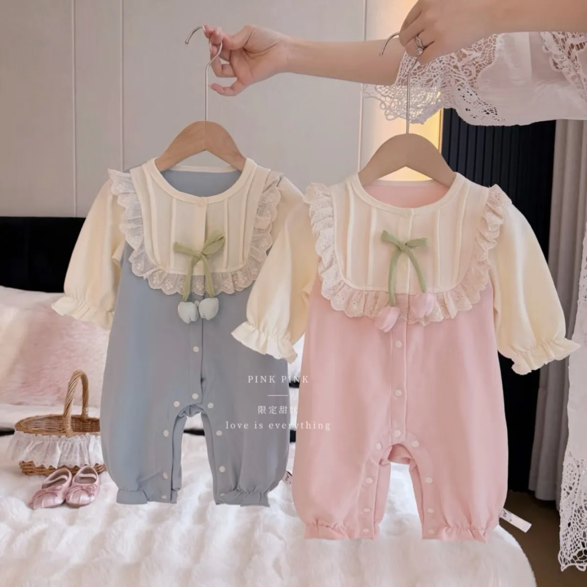 春夏女婴公主风哈衣爬服