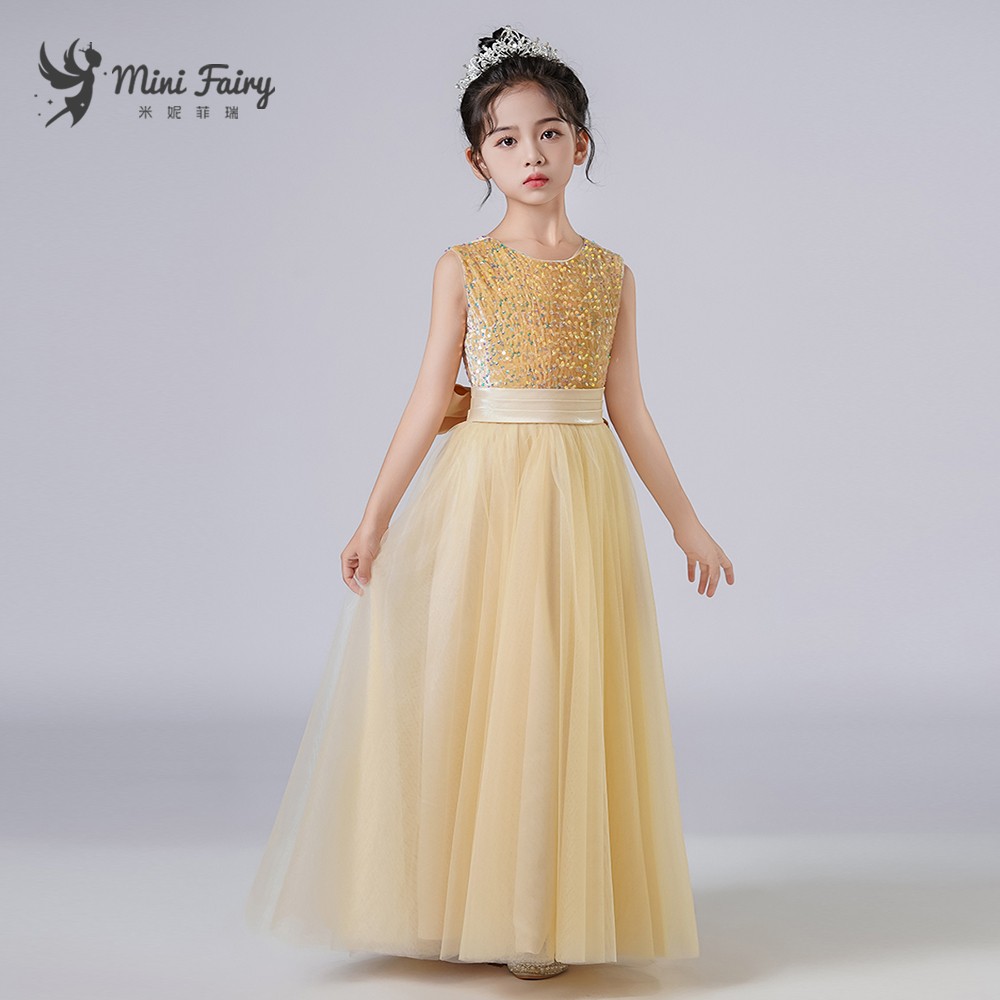 主持人钢琴花童婚礼表演服