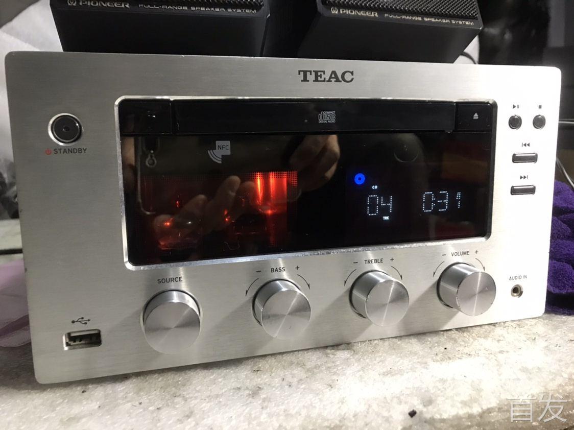 日本原装TEAC第一音响,胆石合并功放,CD,蓝牙、U盘收音机全好.