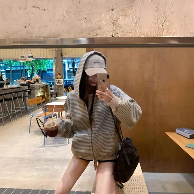 女装秋季条纹宽松卫衣开衫上衣百搭连帽气质新款复古美式2025显瘦