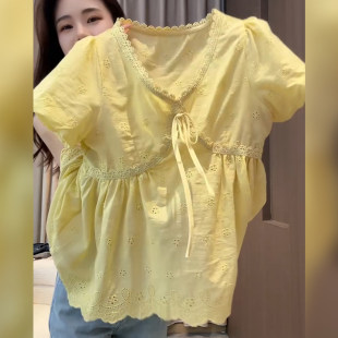韩系V领黄色短袖上衣女小个子时尚温柔风气质别致独特炸街衬衣