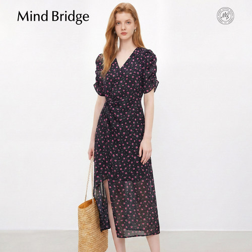 MindBridge法式V领茶歇裙碎花裙