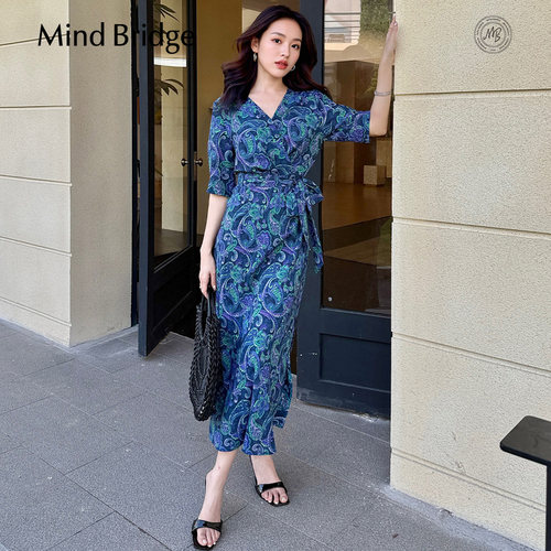 MindBridge复古优雅V领碎花裙