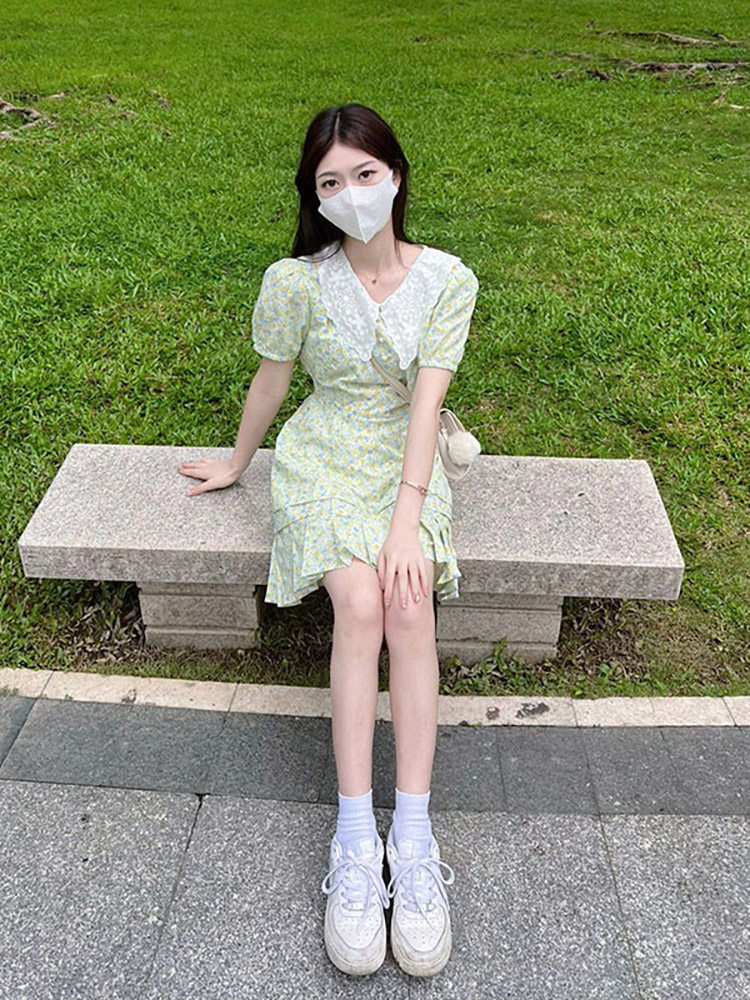 작고 고급스럽고 날씬하고 우아한 프렌치 그린 꽃무늬 스커트 원피스 여름 여장 2024 새로운 스타일