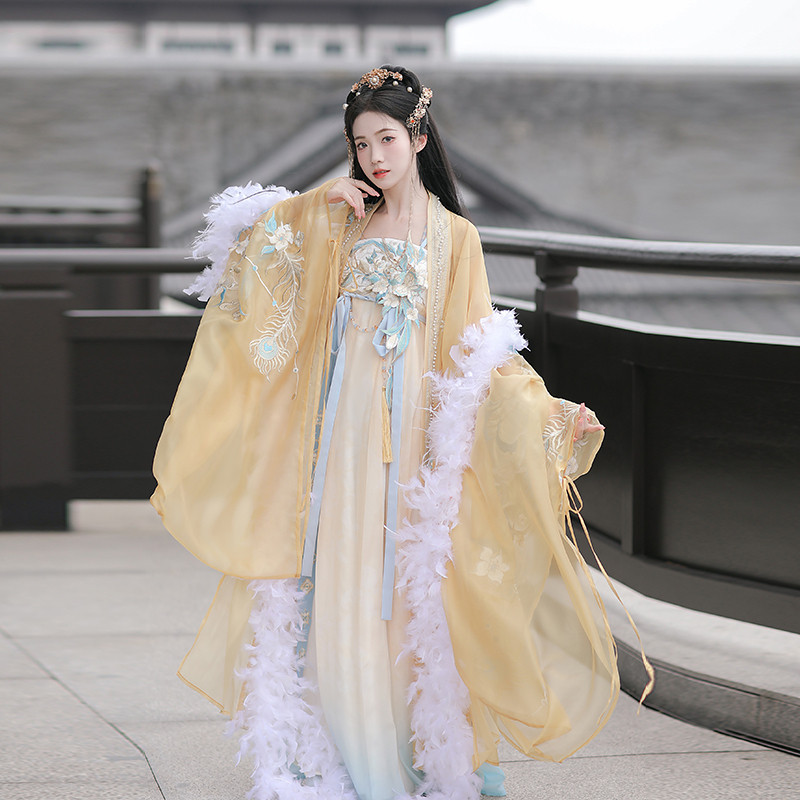踏羽霓裳连衣裙汉尚华莲2024新款图片