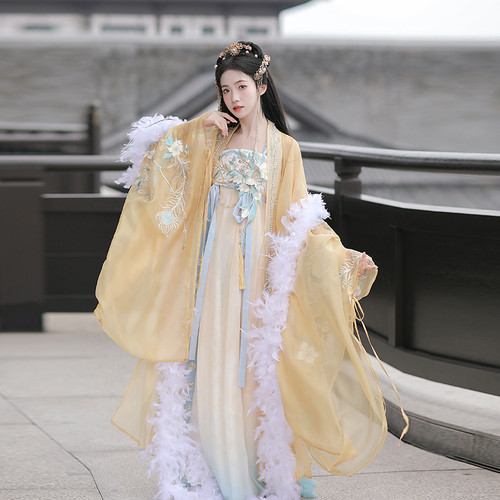 踏羽霓裳连衣裙汉尚华莲2024新款