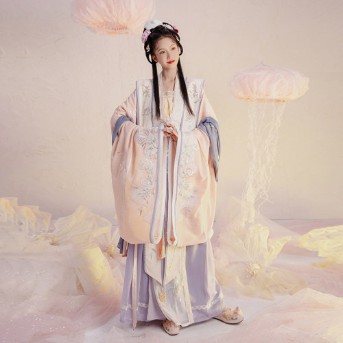 汉尚华莲汉服多少钱 汉尚华莲汉服价格 小麦优选