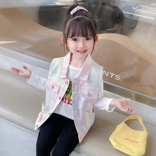 女童马甲春秋2026新款小童儿童宝宝春装外穿洋气背心女宝牛仔马夹