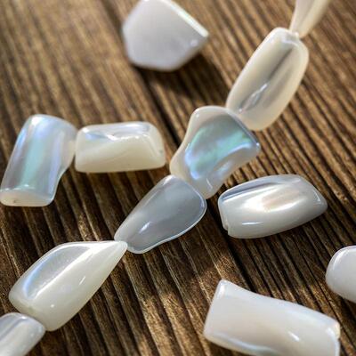 天然马蹄螺碎片8*15mm散珠手工diy串珠手链项链饰品配件材料S253