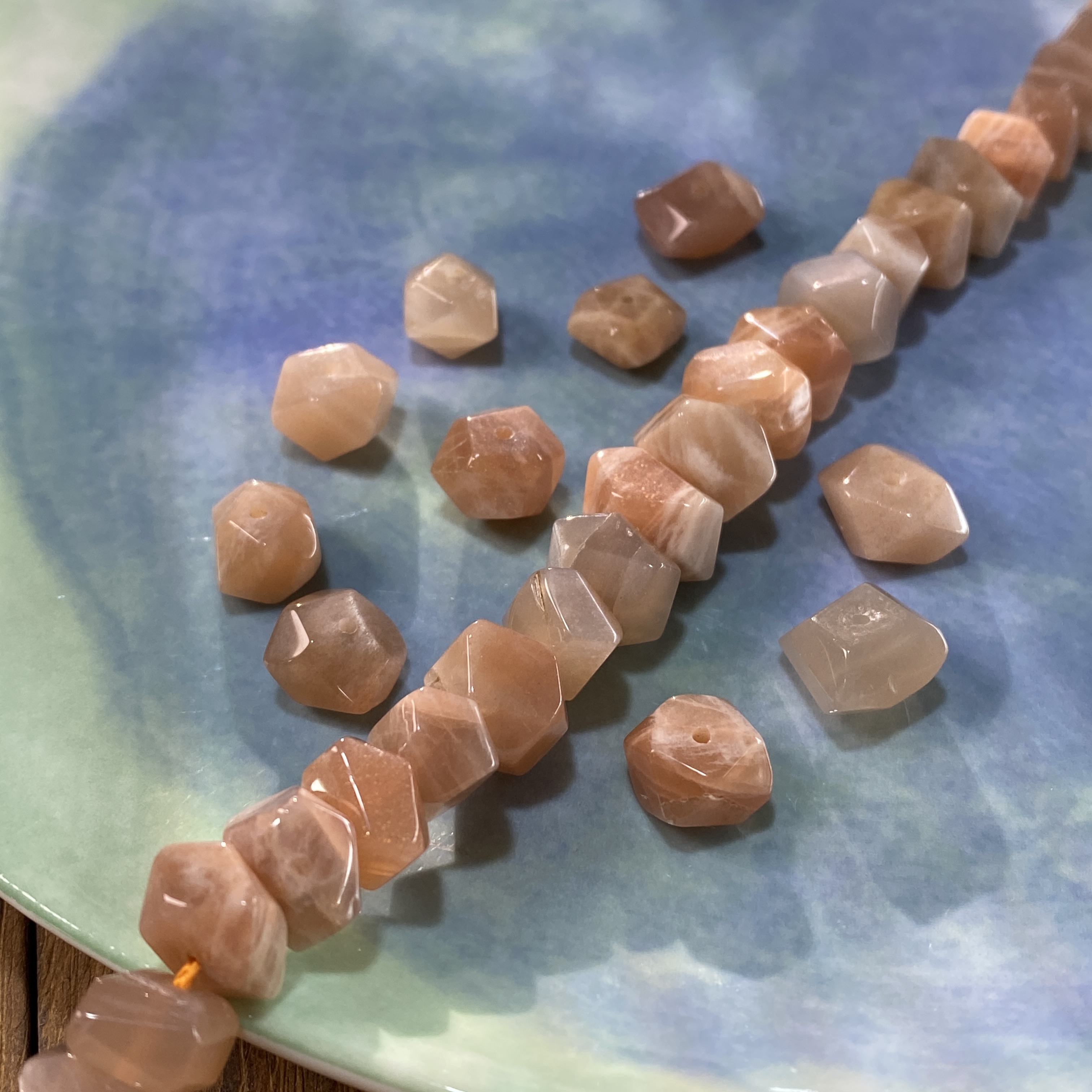 天然太阳石6*11mm冲角珠散珠子手工diy串珠手链项链饰品配件S885