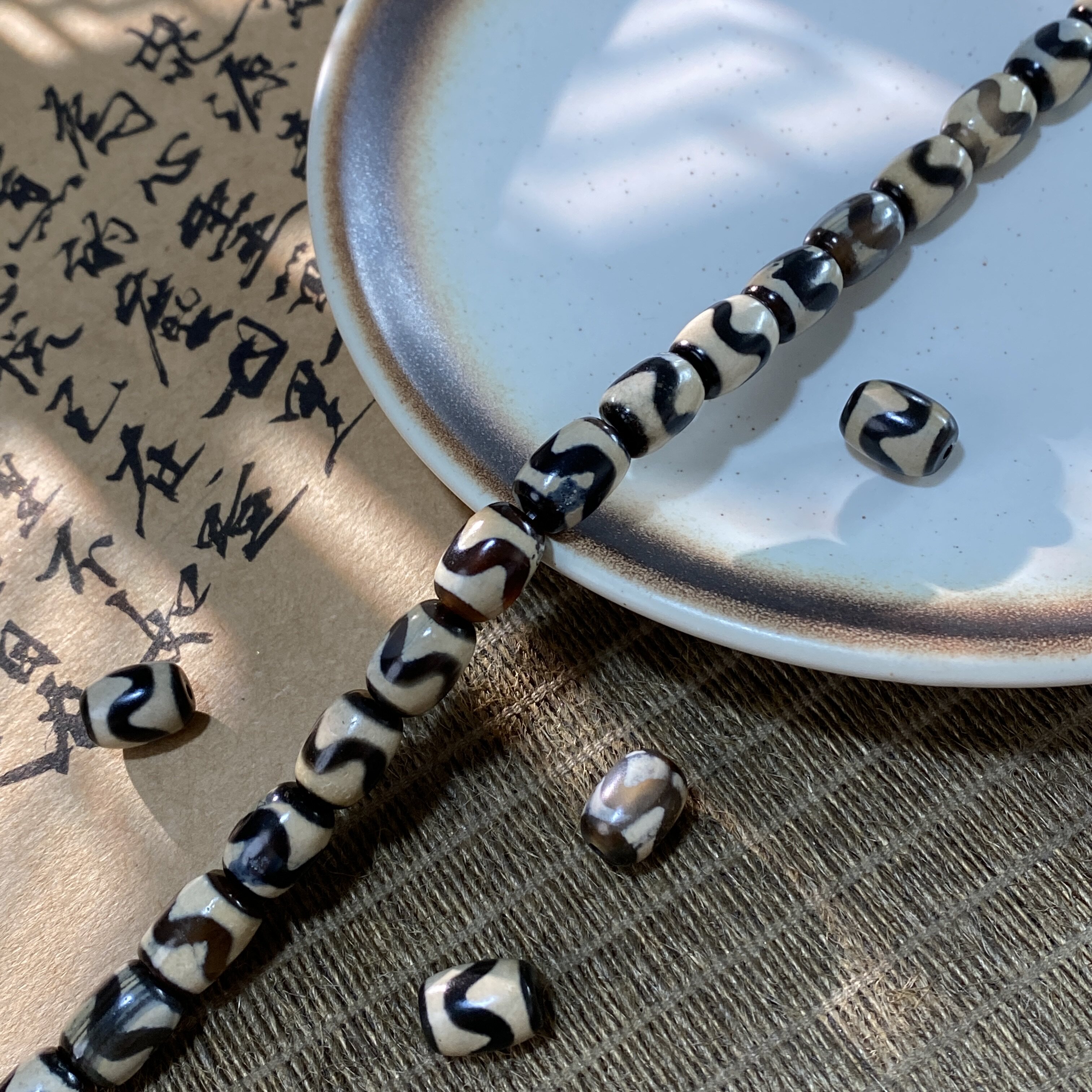 天然老玛瑙8*11mm天珠老形珠散珠手工diy串珠项链饰品配件X588