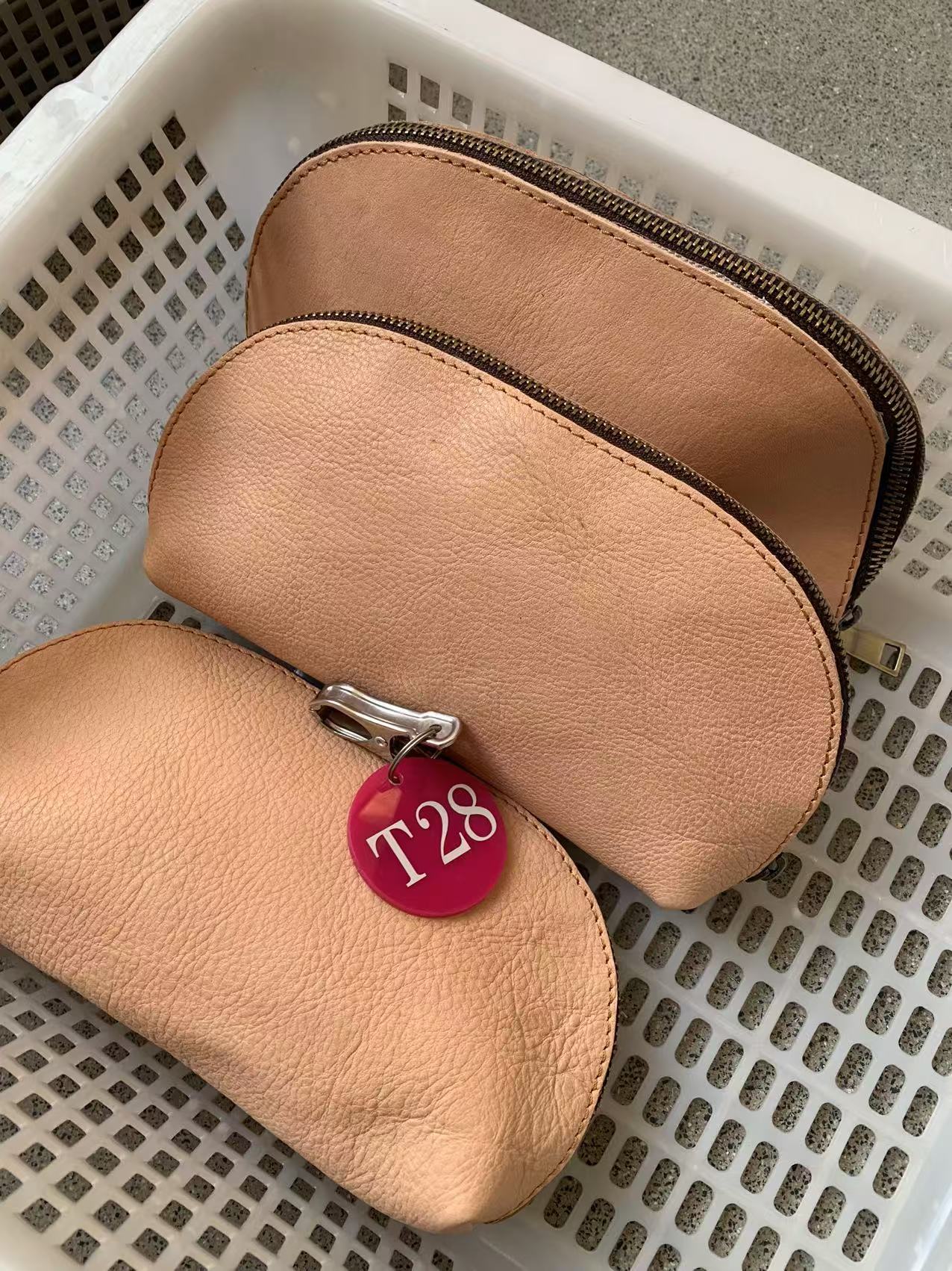 孤品/手拿化妆包  T28（尺寸：20X12X5cm仅供参考）