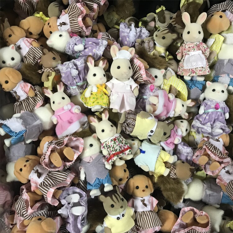森贝尔家族家族正品日本散货家族过家家10个中号大号玩偶随机发O