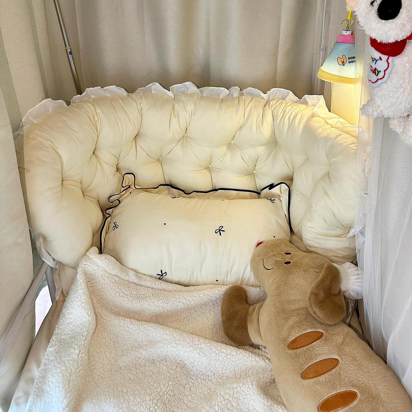 学生玩手机软包大靠枕