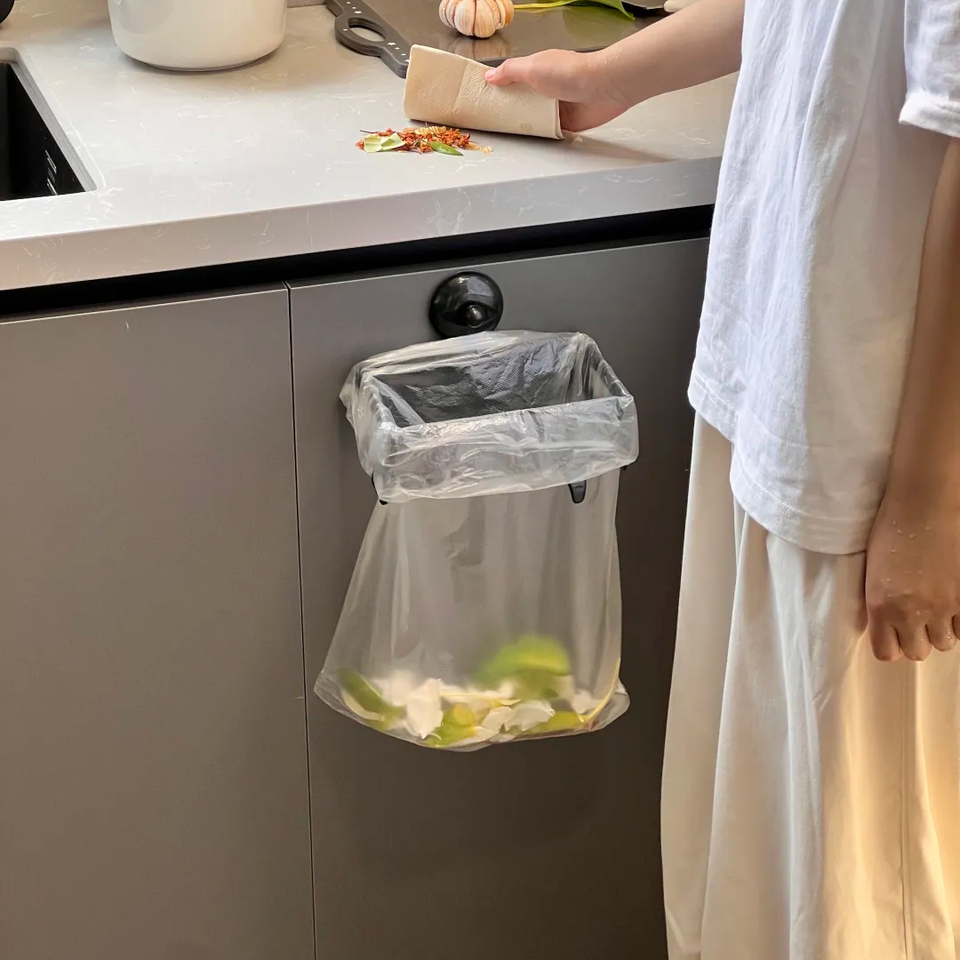 厨房壁挂式折叠垃圾桶