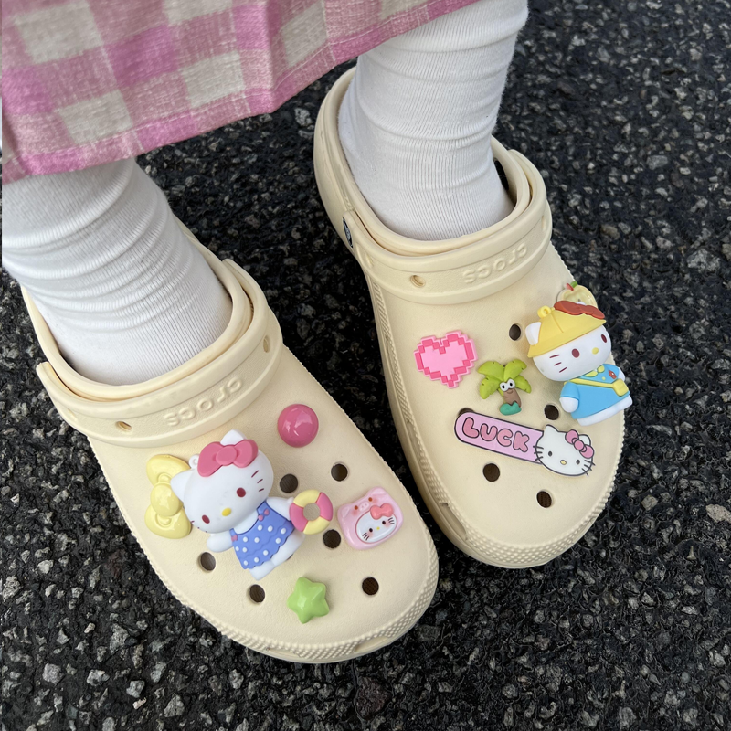 hellokitty鞋花洞洞鞋鞋花diy配饰适配卡骆驰crocs可拆卸鞋扣配件