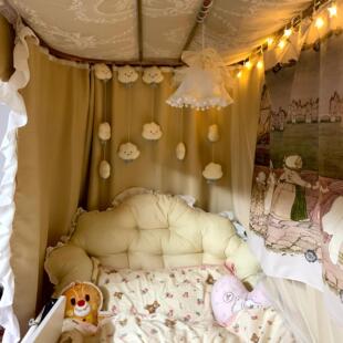 学生床帘云朵立体挂饰宿舍墙面背景改造床头治愈装饰卧室门帘吊饰