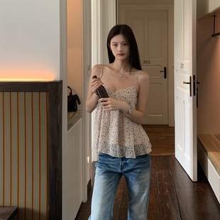E7Q8 韩系碎花V领纯欲宽松显瘦吊带开衫两件套女休闲百搭日常上衣