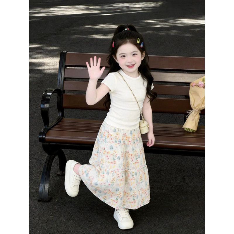 女童森系绝美半身裙套装夏装2026新款儿童好看纯白色T恤碎花半裙
