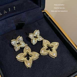 金色大小四葉草鏤空耳釘女輕奢高級感氣質(zhì)大氣耳環(huán)適合冬天 耳飾
