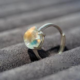 稀有!天然彩虹月光石马岛料玻璃体 不规则宝石戒指 925银可调节