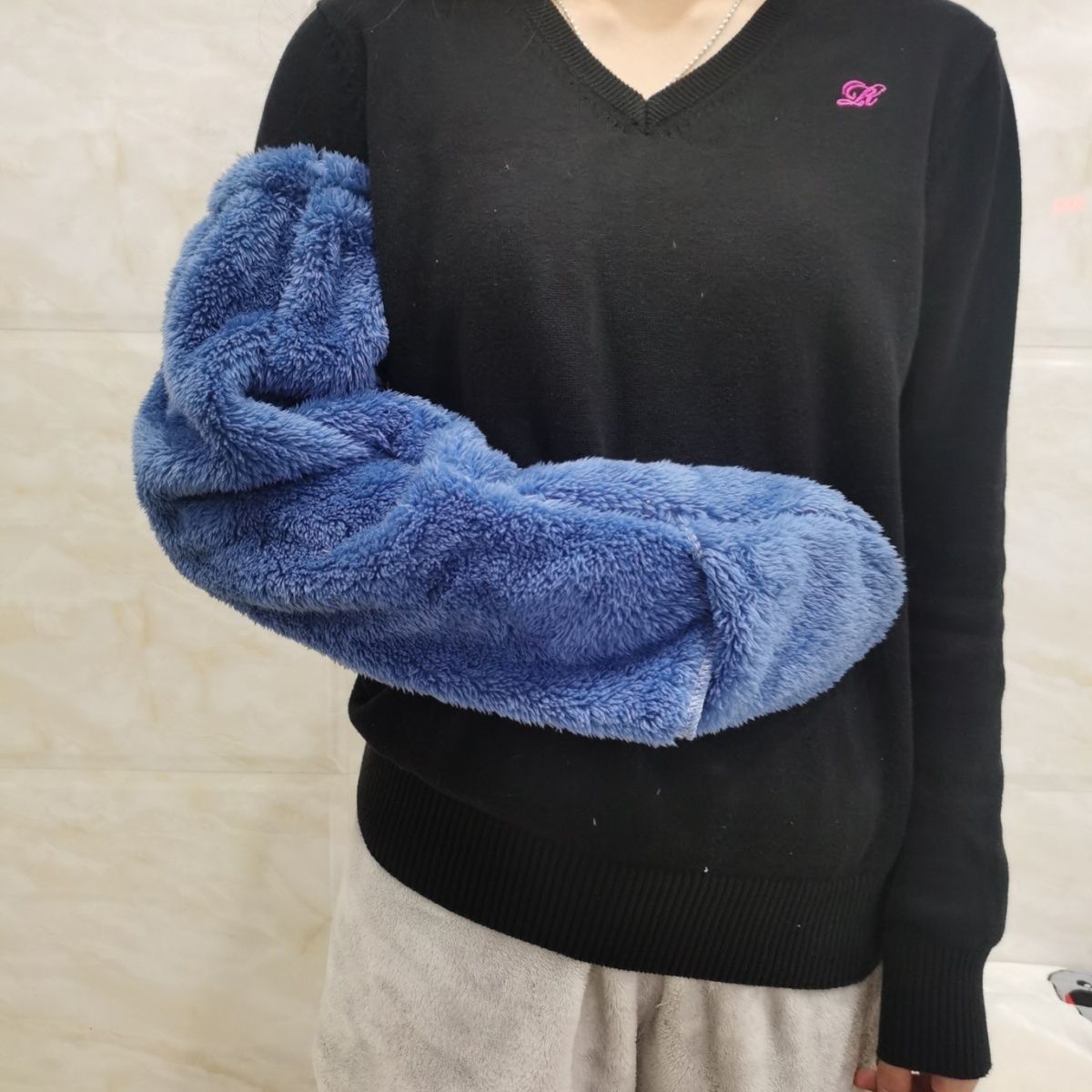 护手臂骨折加长手套保暖棉袖套胳膊受伤手指截肢加绒护袖全开袖筒