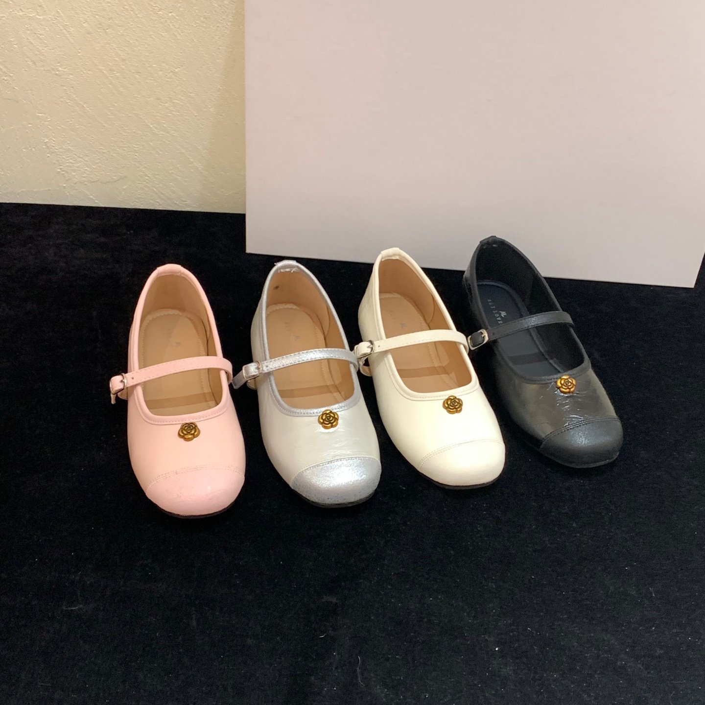 小香风平底黑色通勤鞋单鞋女鞋子2026春秋季法式银色气质玛丽珍鞋,女鞋,浅口单鞋,淘宝优惠券,粉丝福利购,淘宝优惠卷