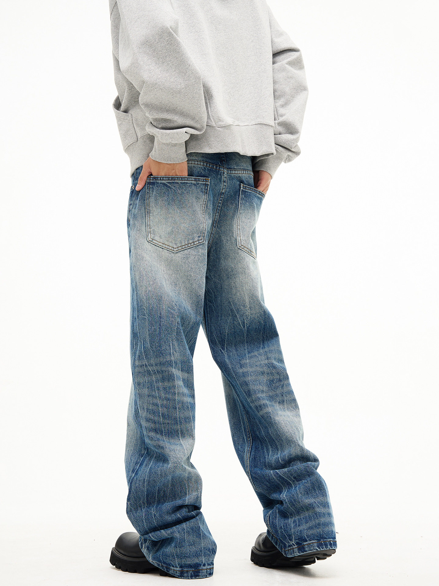 新款潮流设计感闪电纹水洗牛仔裤男美式复古cleanfit直筒微喇裤子