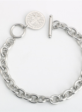 复古圆牌一字扣钛钢手链护身符