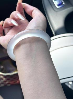 冰种白月光玉手镯女款翡翠平替