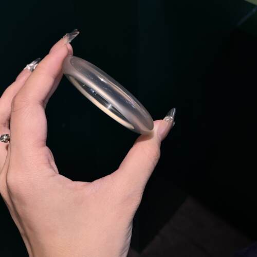 白华含章高冰白月光玉髓玛瑙手镯