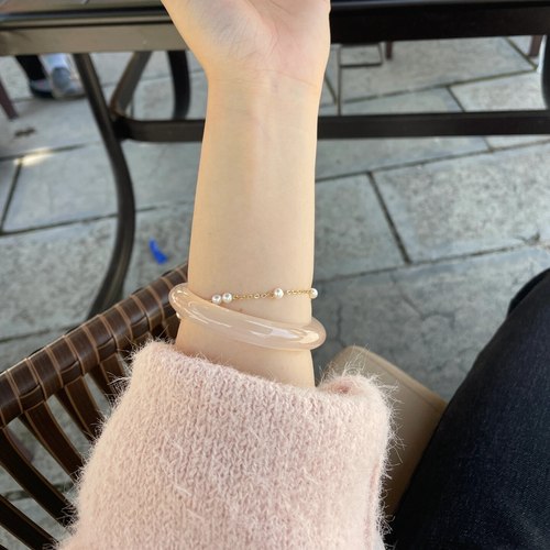 高冰种粉玉髓玛瑙手镯扁条甜美