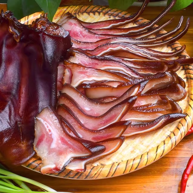 正宗特产手工自制腊味猪耳朵四川