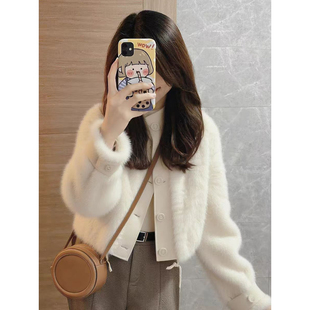 绝美巨好看的冬装白色棒球服小香风短款加绒加厚保暖羊羔绒外套女