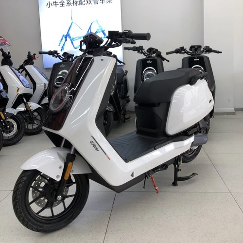 小牛新款NLT外壳车壳烤漆件大灯挡泥板pp件塑料壳大灯前面板