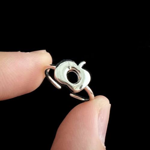 苹果鼓鼓抱枕戒指小众设计高级感个性独特气质可爱烧白戒指简约