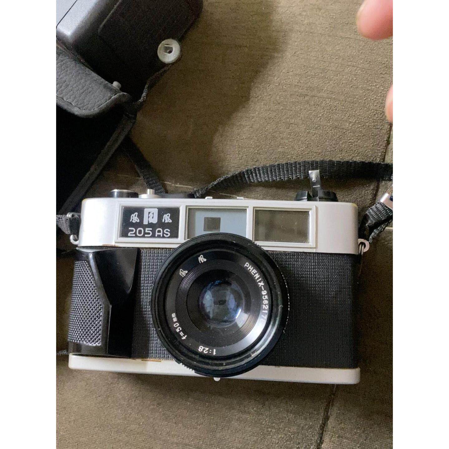 议价凤凰205a相机旁轴机械 品相如图,干净完整,成色如图,赠送