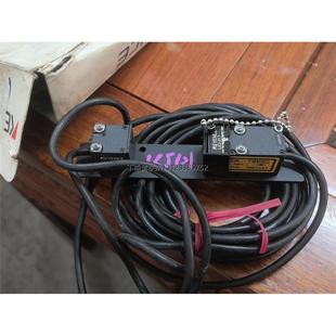 01R LX2 询价基恩士激光对射传感器LX2 01T